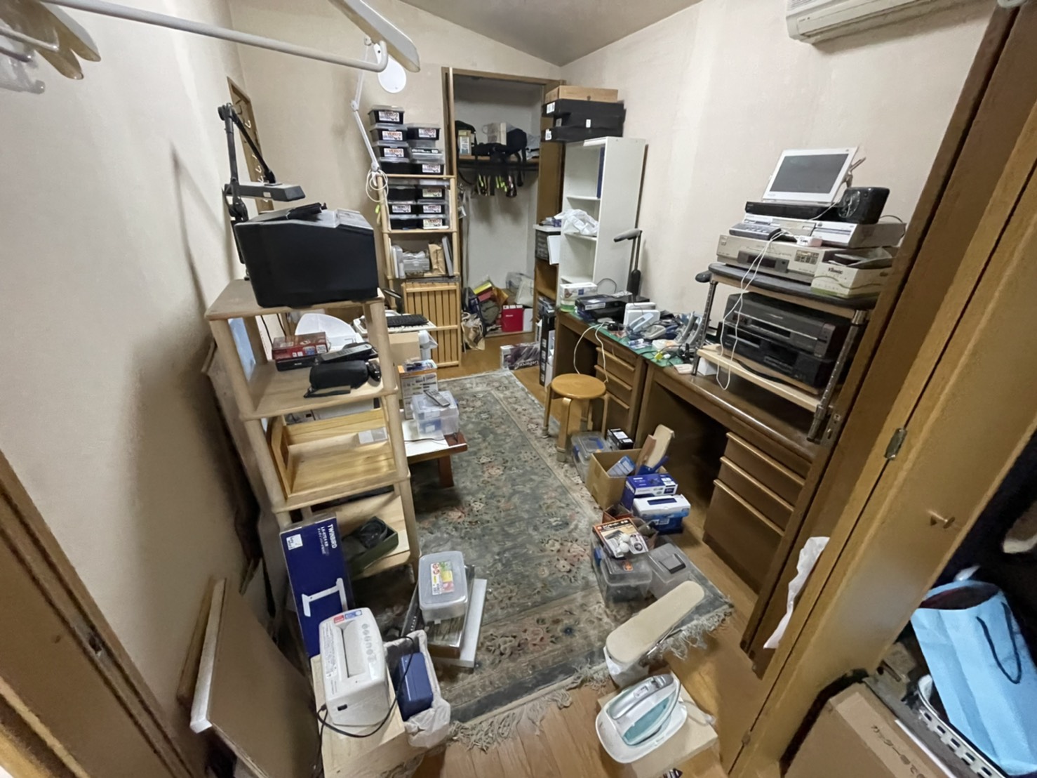 部屋まるごとの不用品の回収前